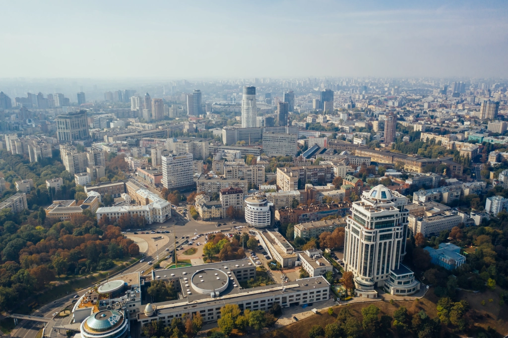 3abed-kyiv-capital-city-ukraine-aerial-view